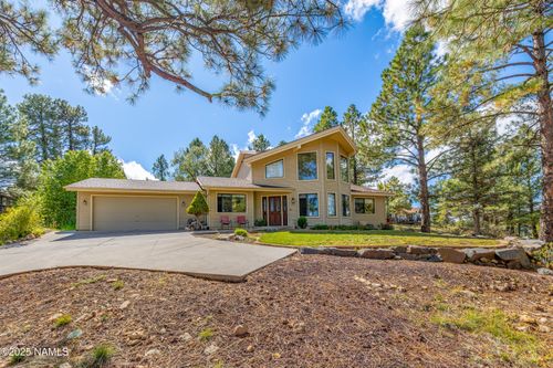4449 E Moonshadow Ln, Flagstaff, AZ, 86004-7530 | Card Image