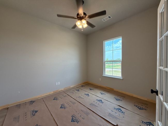 505 Ashlow Ct, House other with 4 bedrooms, 3 bathrooms and null parking in Springtown TX | Image 6