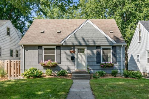 2740 Brunswick Ave S, Saint Louis Park, MN, 55416-1819 | Card Image