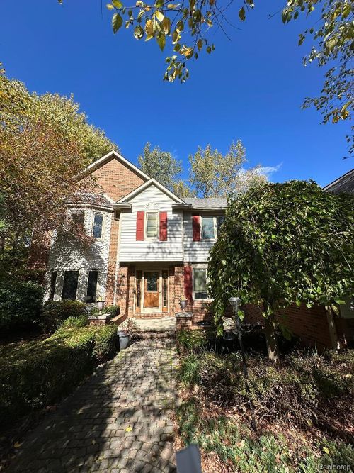 42071 Hunters Rdg, Canton, MI, 48188-2628 | Card Image