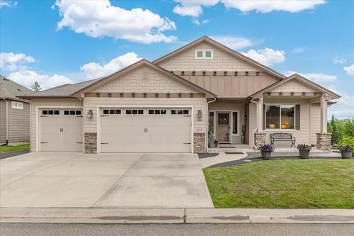 6102 N Blue Spruce Ln, Spokane, WA, 99217-5112 | Card Image