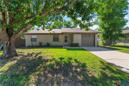 1707 Hammond Dr, Killeen, TX, 76543-5215 | Card Image