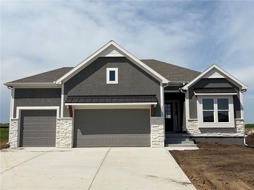17156 S Laurelwood St, Olathe, KS, 66062-6634 | Card Image