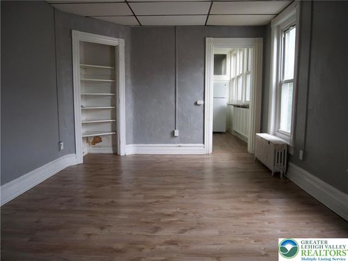 2-544 N 6th St, Allentown, PA, 18102-2928 | Card Image
