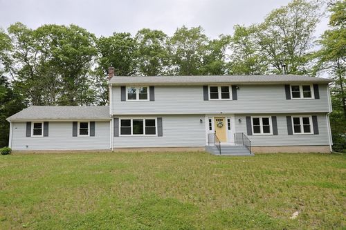269 Fairview Ave, Rehoboth, MA, 02769-1933 | Card Image