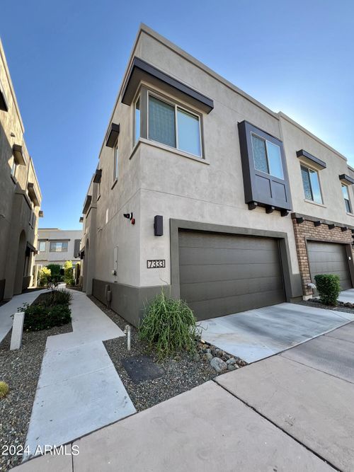 7333 E Vista Bonita Dr, Scottsdale, AZ, 85255-4993 | Card Image