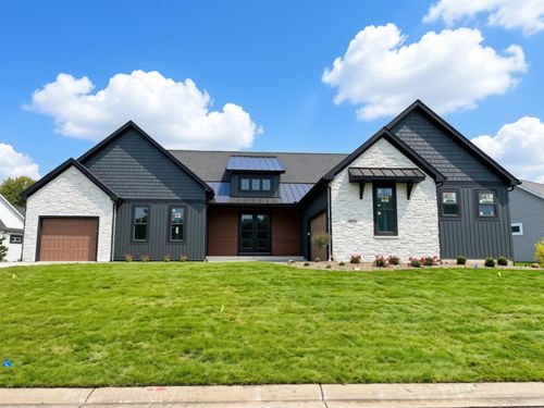 18576 Fontana Dr, South Bend, IN, 46637-1394 | Card Image