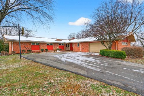 1050 N County Road 200 E, Logansport, IN, 46947-7936 | Card Image