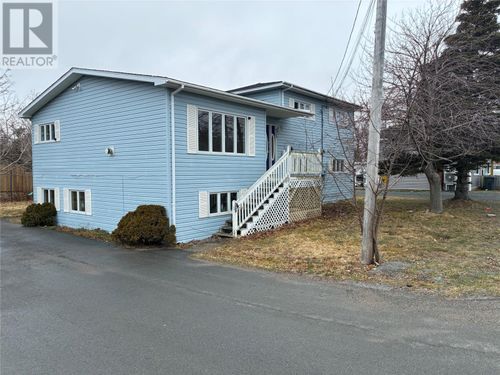 52 Bareneed Rd, Bay Roberts, NL, A0A | Card Image