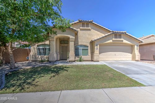 8213 S Jenna Ln, Laveen, AZ, 85339-2349 | Card Image