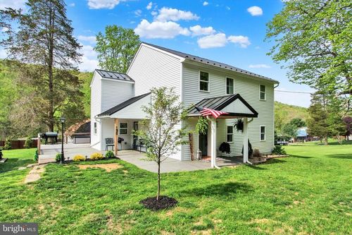 988 Clouser Hollow Rd, NEW BLOOMFIELD, PA, 17068-8608 | Card Image