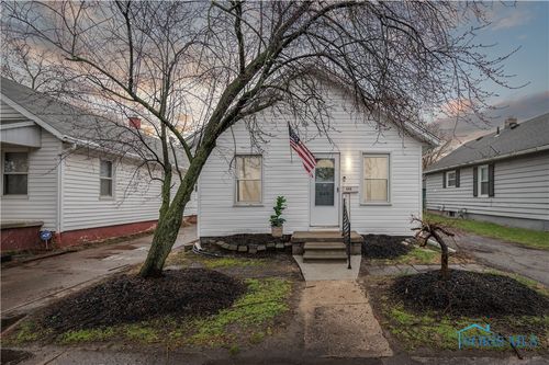 649 Wright Ave, Toledo, OH, 43609-2965 | Card Image