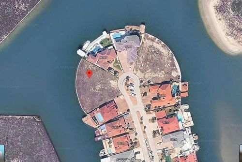 15105 Cane Harbor Blvd, Corpus Christi, TX, 78418-7601 | Card Image