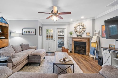 1720 Township Cir, Raleigh, NC, 27609-5072 | Card Image