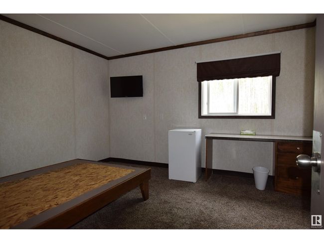 455 Industrial Dr N, House other with 9 bedrooms, 10 bathrooms and 12 parking in Red Earth Creek AB | Image 11