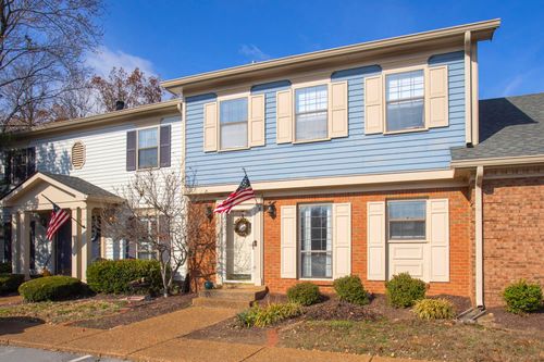 911 Brentwood Pt, Brentwood, TN, 37027-7964 | Card Image