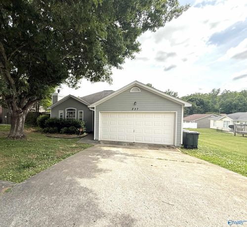 237 Knox Creek Trl Nw, Madison, AL, 35757-6847 | Card Image