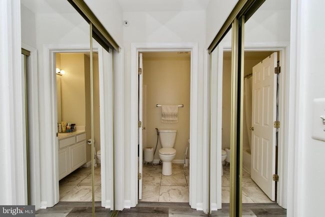 12 - 21150 Domain Ter, Townhouse with 2 bedrooms, 2 bathrooms and null parking in STERLING VA | Image 21