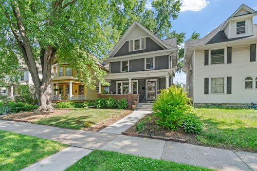 1028 Ashland Ave, Saint Paul, MN, 55104-7001 | Card Image
