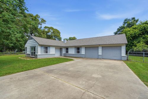 14906 Quaking Aspen Dr, Tomball, TX, 77377-3833 | Card Image