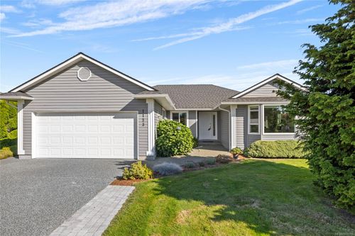 1133 Wellington Dr, Qualicum Beach, BC, V9K2H6 | Card Image