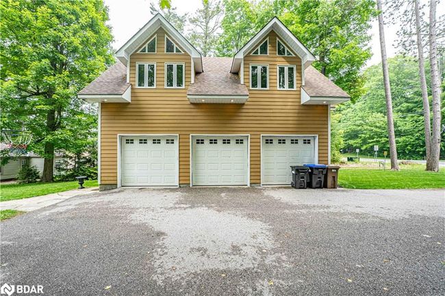 2240 S Orr Lake Rd, House other with 3 bedrooms, 4 bathrooms and 7 parking in Elmvale ON | Image 37