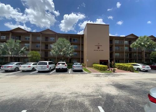 apt-405b-300 Sw 130th Ter, Pembroke Pines, FL, 33027-4049 | Card Image
