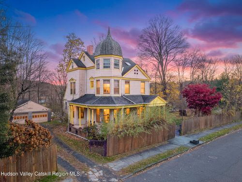 156 Hunter St, Kingston, NY, 12401-6620 | Card Image