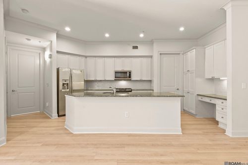 apt-211-998 Stanford Ave, Baton Rouge, LA, 70808-3664 | Card Image