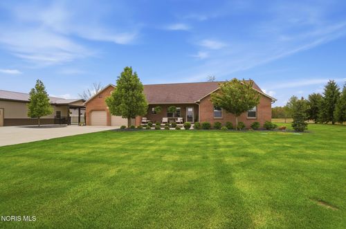15111 County Road M, Wauseon, OH, 43567-9283 | Card Image