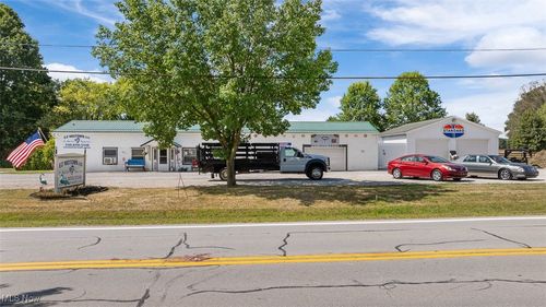 911 State Route 14, Deerfield, OH, 44411-8796 | Card Image