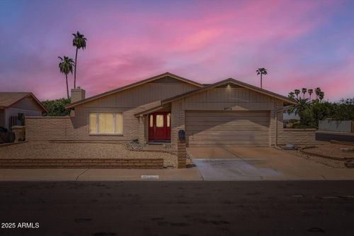 4604 W Gardenia Ave, Glendale, AZ, 85301-2212 | Card Image