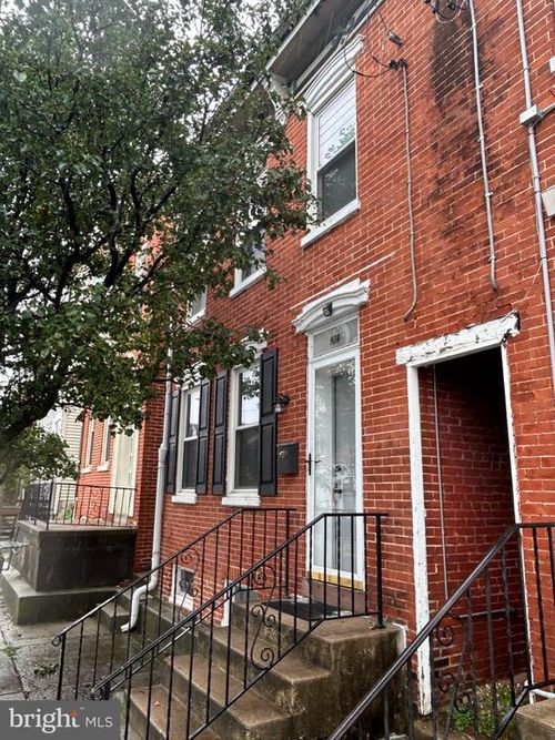 928 E Market St, YORK, PA, 17403-1104 | Card Image