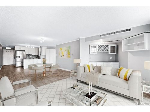 apt-401-550 E 12th Ave, Denver, CO, 80203-2525 | Card Image