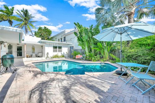 808-808 Ne 16th Ave, Fort Lauderdale, FL, 33304-4422 | Card Image