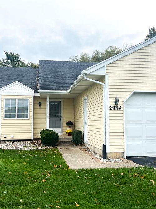 54-2934 Parkside Dr, Jenison, MI, 49428-9144 | Card Image