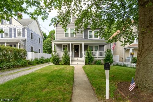 apt-1-32 Woodland Ave, Morristown, NJ, 07960-8301 | Card Image