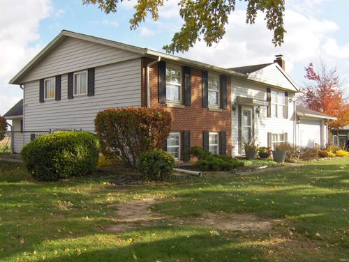 62626 State Road 19, Elkhart, IN, 46517-8902 | Card Image