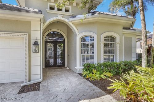 5074 Rustic Oaks Cir, NAPLES, FL, 34105-4527 | Card Image