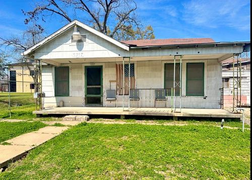 1317 Moody St, Houston, TX, 77009-2240 | Card Image