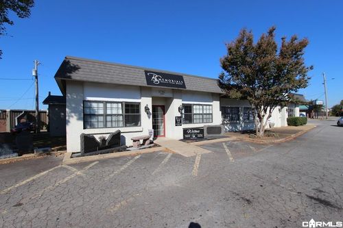 575-D Harkrider St, Conway, AR, 72032-5631 | Card Image