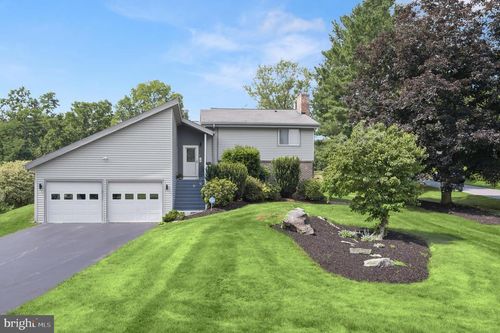 20603 Bluebird Ave, HAGERSTOWN, MD, 21742-4426 | Card Image