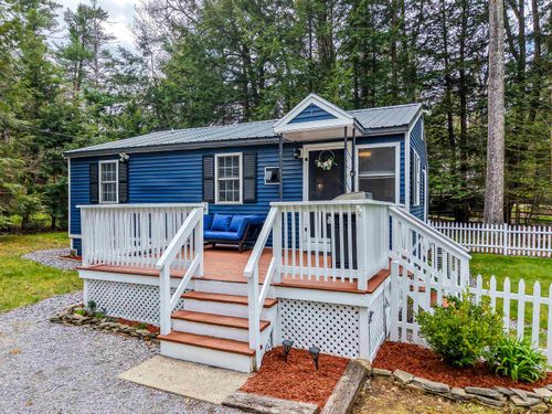 1 Midnight Walk, Hillsborough, NH, 03244-4923 | Card Image