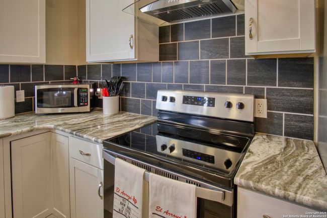 222 Lighthouse, House other with 3 bedrooms, 2 bathrooms and null parking in Canyon Lake TX | Image 23