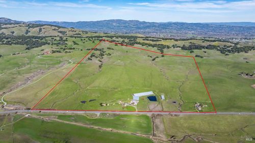 4695 Old Adobe Road, Petaluma, CA, 94954 | Card Image