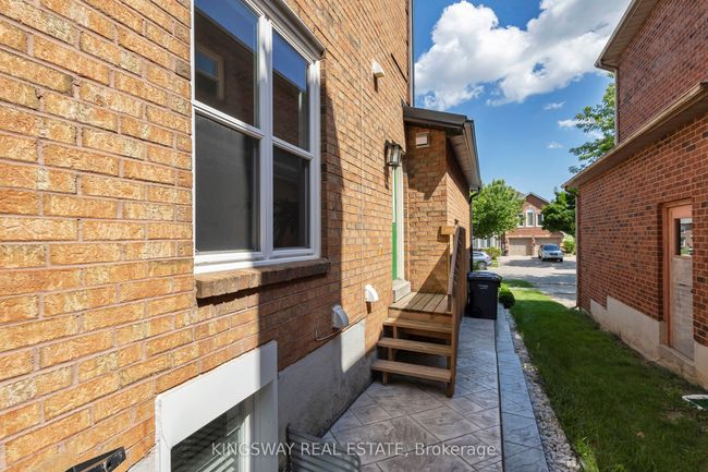 58 Leeward Dr, House other with 6 bedrooms, 5 bathrooms and 5 parking in Brampton ON | Image 50