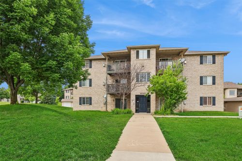 1-10141 Sutton Dr, Urbandale, IA, 50322-6319 | Card Image