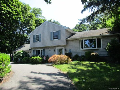 274 Ocean Ave, Northport, NY, 11768-1836 | Card Image
