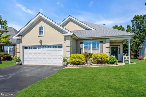 40 Bunker Hill Dr, Allentown, NJ, 08501-1854 | Card Image