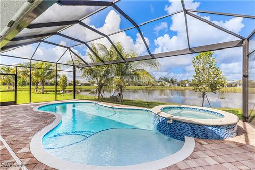 11847 Hydrangea Pl, NAPLES, FL, 34120-3892 | Card Image